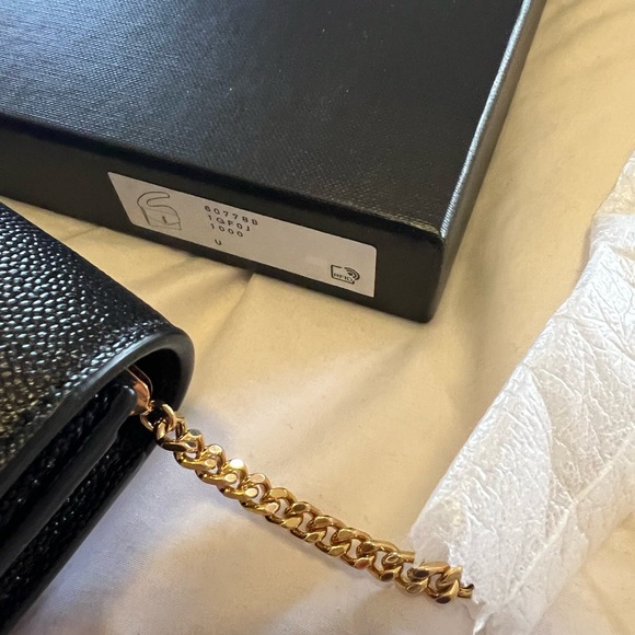 NIB YSL Uptown Pebbled Calfskin Leather Wallet on a Chain - Picture 7 of 14